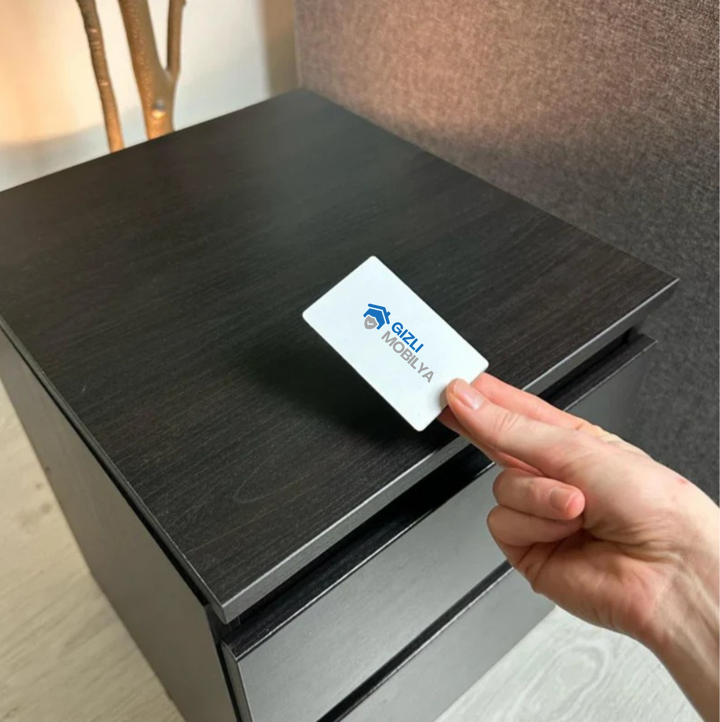 Gizli Bölmeli Komodin